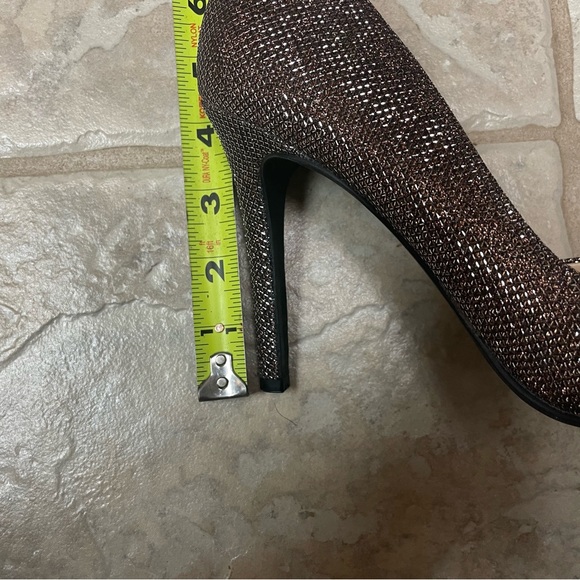 NWOT Jessica Simpson pump size 7 1/2M - Picture 5 of 6